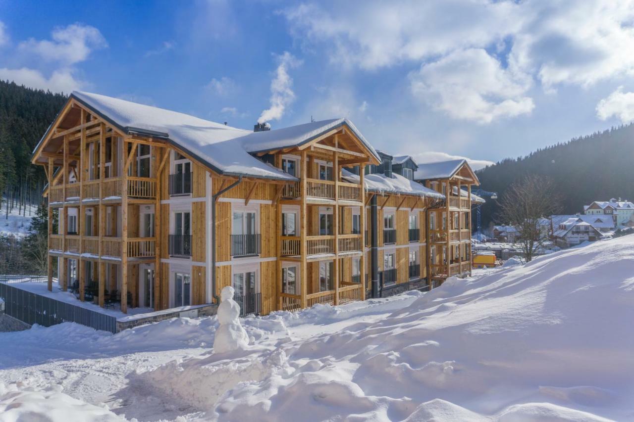 Aparthotel Kovarna Residence ペツ・ポト・スニェシュコウ エクステリア 写真